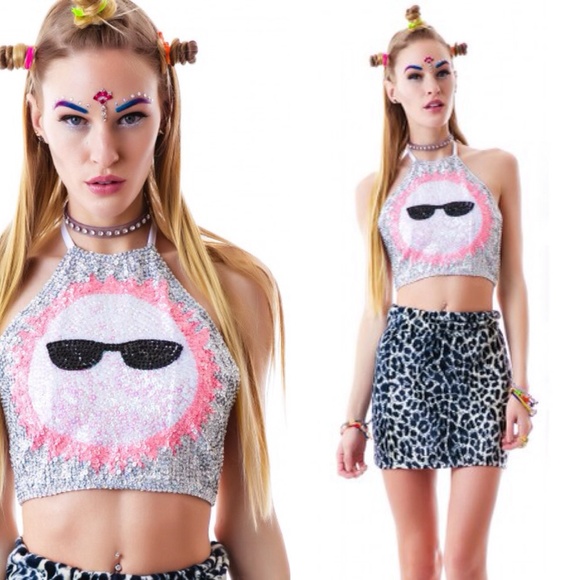 TIALS Sun Is Shining Halter Top - Picture 2 of 4